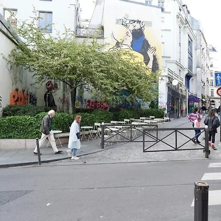 2 Stylish Montorgueil Near Louvre Museum * פריז