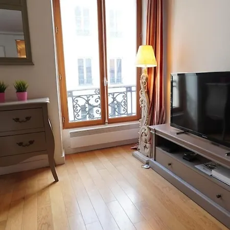 דירה 2 Stylish Montorgueil Near Louvre Museum פריז